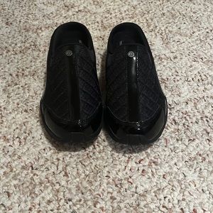 Easy Spirit Black Patent Leather Slip ons. Great Condition Size 7.5